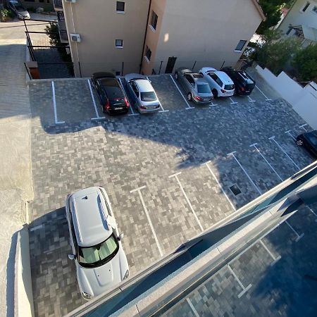 Apartments Elena Локва-Рогозница Экстерьер фото